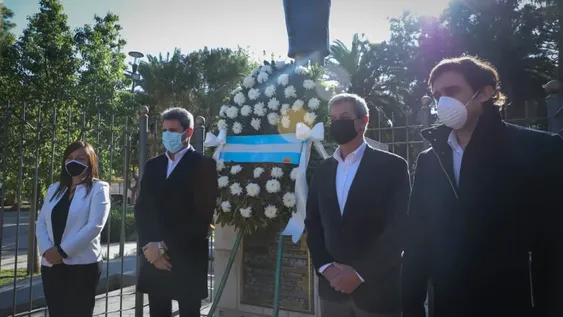 Uñac dijo presente en el acto por los 101 años del natalicio de Eva Duarte