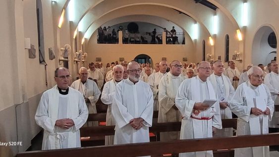la iglesia catolica y una critica  a javier milei: hay una creciente tendencia al autoritarismo