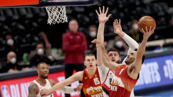 Facundo Campazzo cumplió una gran actuación en el triunfo de los Nuggets