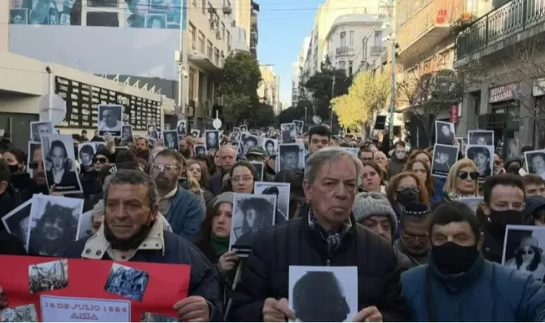 Memorándum con Irán: Cristina también irá a juicio por el encubrimiento del ataque a la AMIA