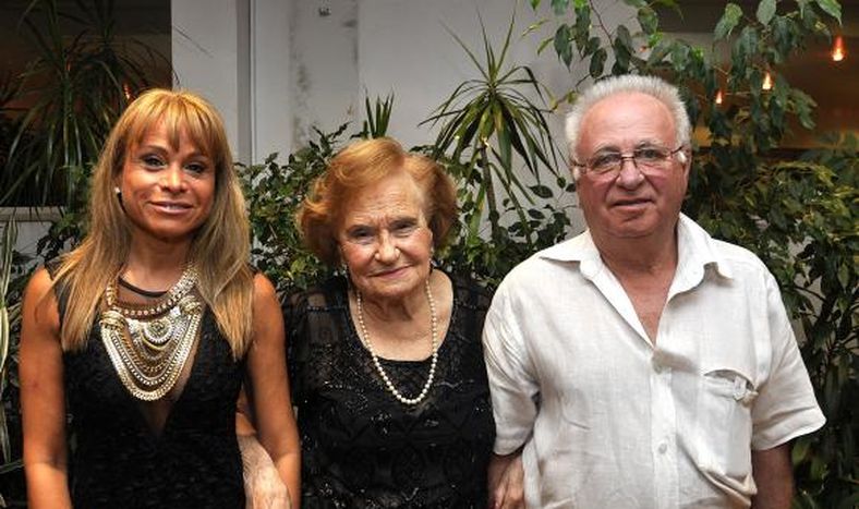 Noventa velitas para Matilde Bercovich