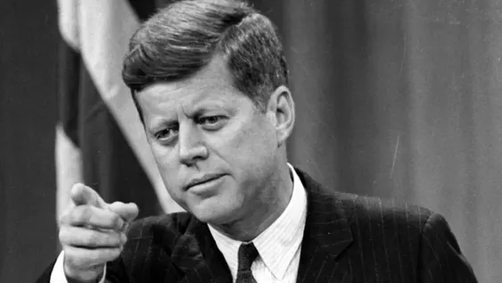 Trump permitió la publicación de archivos clasificados sobre la muerte de Kennedy