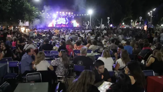 La Fiesta Nacional de Santa Lucía, repleta por la cantidad de gente
