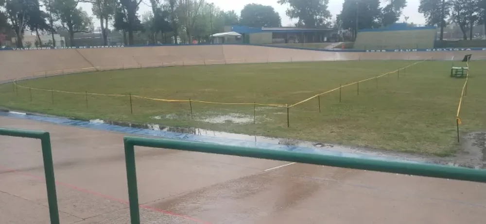 La lluvia obligó a postergar el inicio del Argentino de pista en Santa Fe