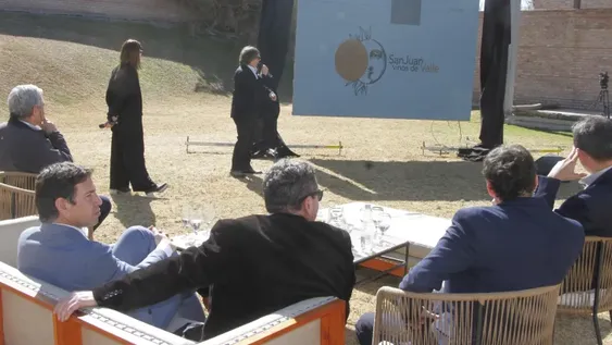 Campaña inédita para buscar promover los vinos locales de alta gama y subir el consumo