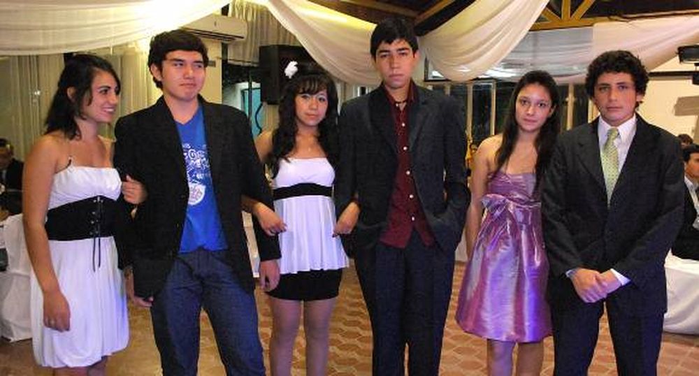 Quince de fiesta para Flo Katuchin