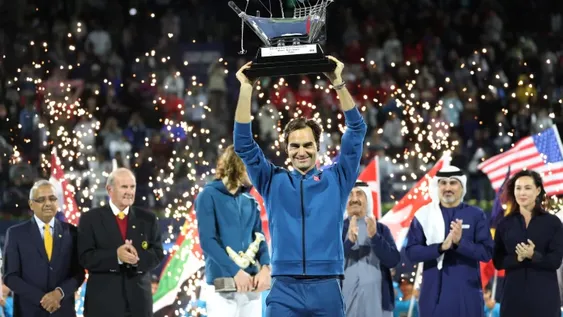 Roger Federer se consagró en Dubai y llegó a los 100 títulos