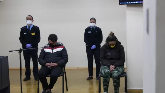Corrupción de menores y exhibición, entre los delitos que les imputan a la portera y a Tapia