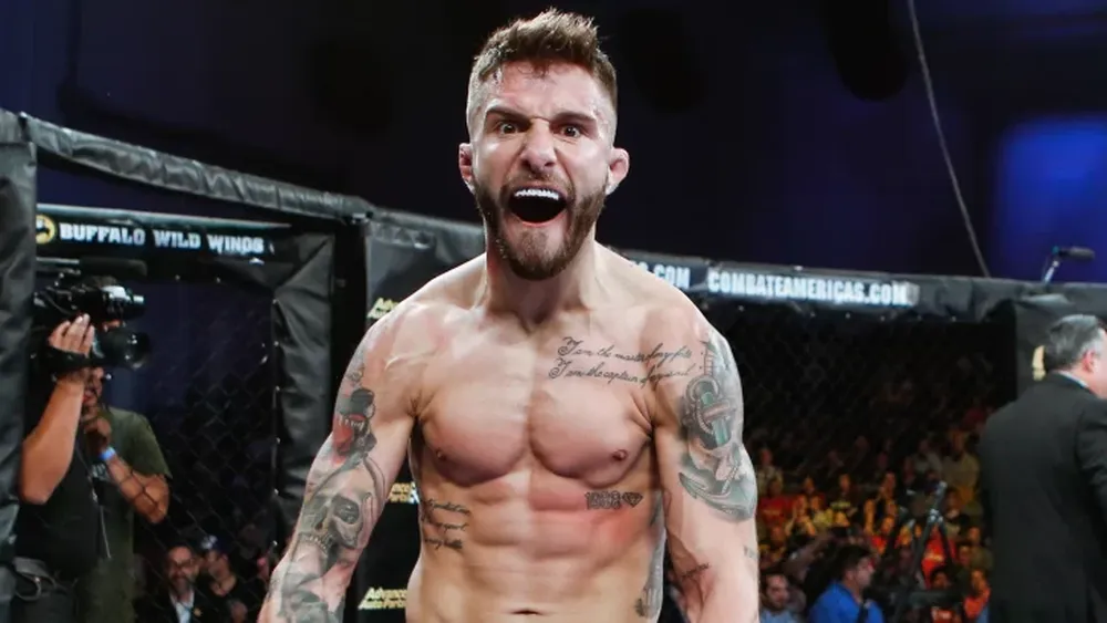 Un luchador argentino mostró cómo le quedó la cara tras la paliza que sufrió en UFC