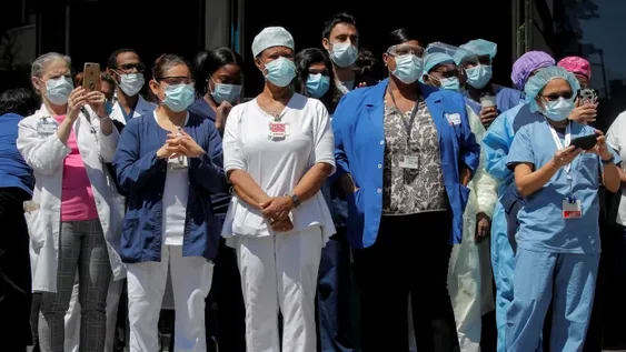 Los contagios en EEUU no dejan de crecer: 65.305 casos nuevos en un día