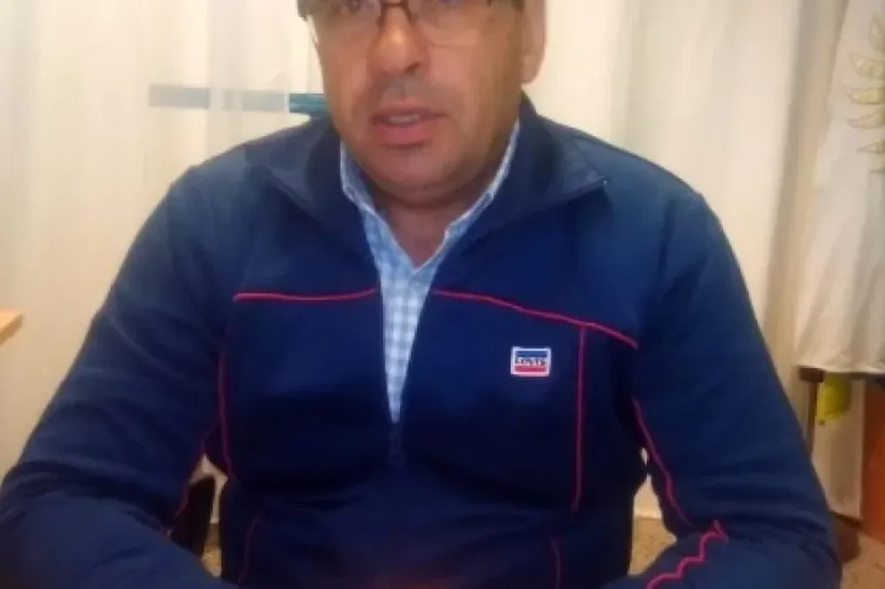 Anciano de 90 años quedó al borde de la muerte luego de ser golpeado por un retrovisor