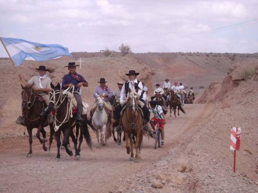 Cabalgata en Albardón