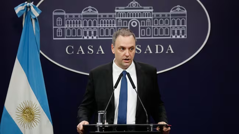 Manuel Adorni.