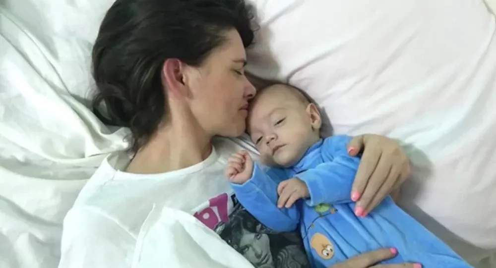 La historia de la mujer que despertó del coma y pudo conocer a su bebé