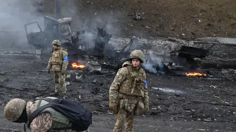 Depósito de combustible en una base aérea cerca de Kiev se prende fuego tras ataque ruso