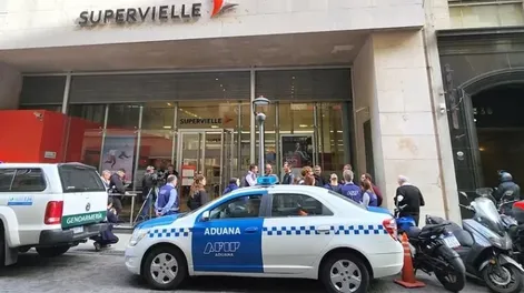 Allanaron 20 entidades financieras en Capital Federal por presuntas operaciones ilegales