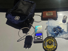 Detenido con droga. Detenido con droga.