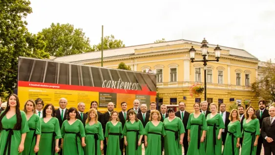 El Coro Universitario, ovacionado en Hungría