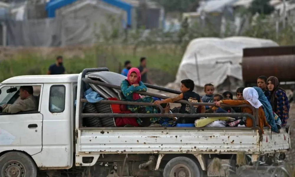 Encontraron desnudos a cerca de 100 refugiados en la frontera de Grecia y Turquía