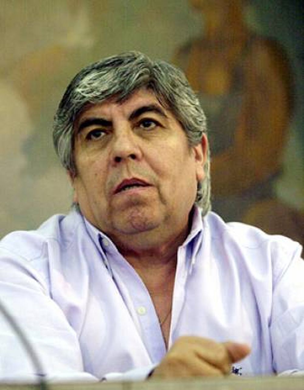 “Es una barbaridad que aceptemos extranjeros” en el PJ