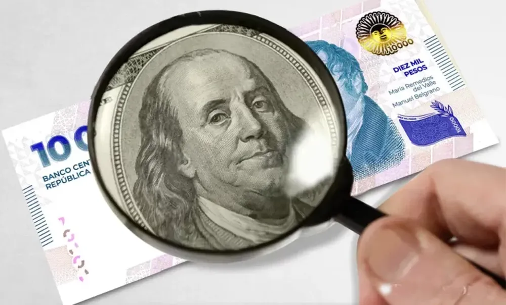 EN EL PAÍS rige un sistema de tipo de cambio con flotación combinado con una limitación para las personas jurídicas para el libre movimiento de divisas, es decir, no hay cepo para las personas físicas, pero si para las personas jurídicas o empresas.