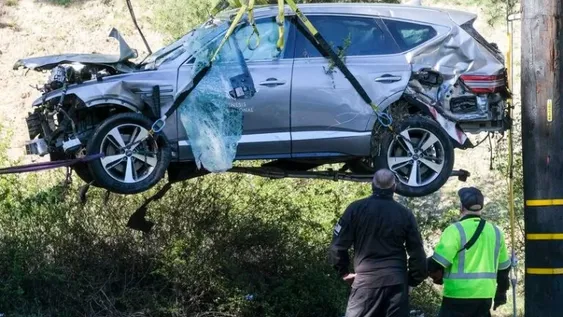 Tiger Woods se encuentra “estable, pero con heridas graves en las piernas” después del accidente