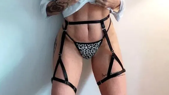 Florencia Peña, de body blanco de encaje transparente, a puro baile: “Así duermo…”