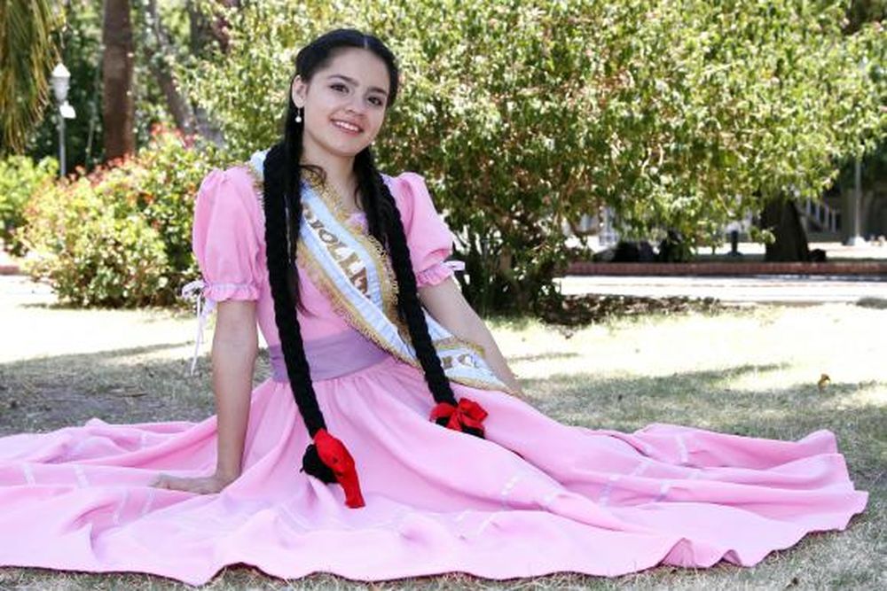 Criollita Veinticinqueña 2015, una apasionada defensora del folclore