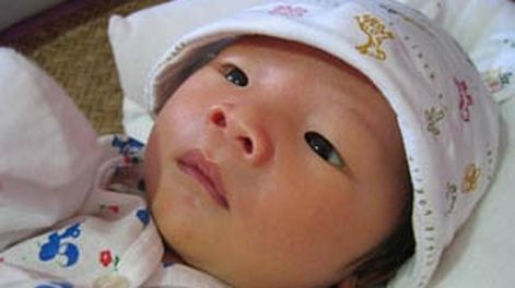 Multa récord de u$s 200 mil a pareja china por su segundo hijo