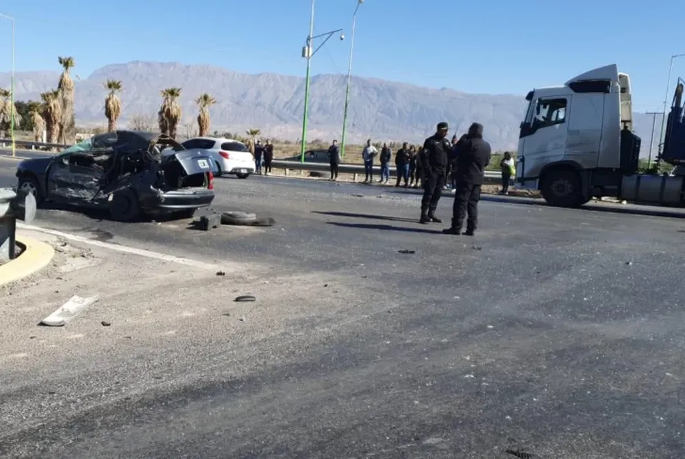 Confirman un muerto y un herido en el grave accidente de Ruta 40 y Calle 11