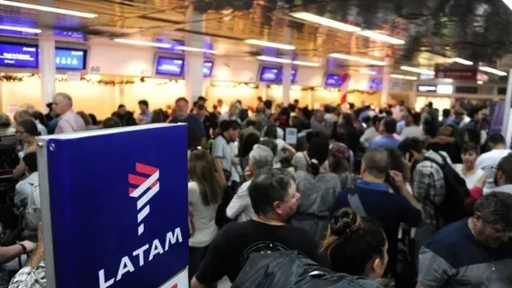 Hubo conciliación obligatoria para evitar el paro de los gremios aeronáuticos