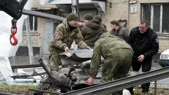 Las tropas rusas ya mataron a 83 personas y atacaron 74 objetivos militares