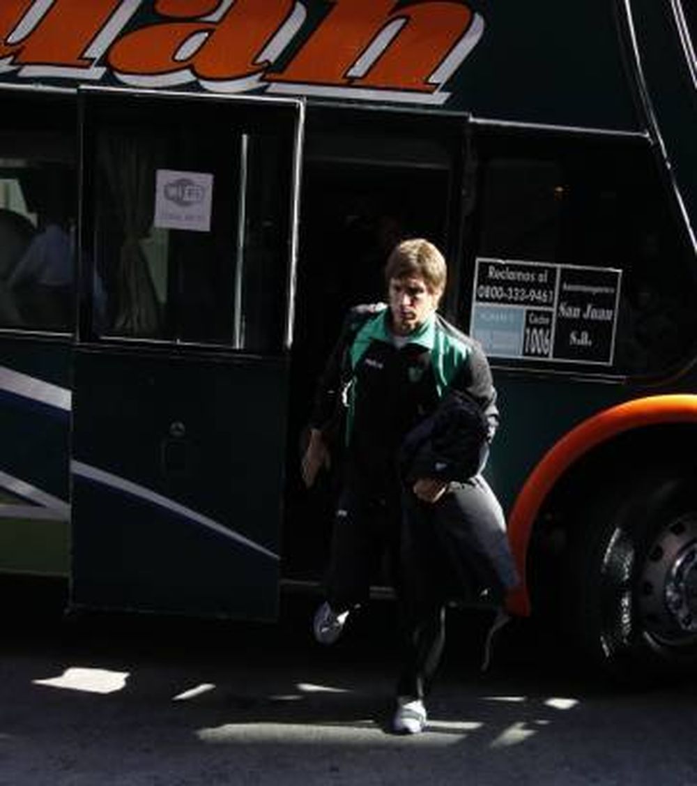 Arribo con tardanza y bien en silencio