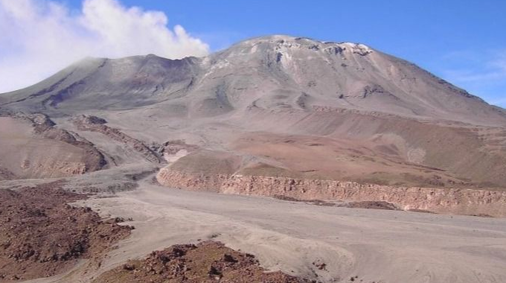 Chile sube el alerta en el volcán Láscar por mayor actividad sísmica