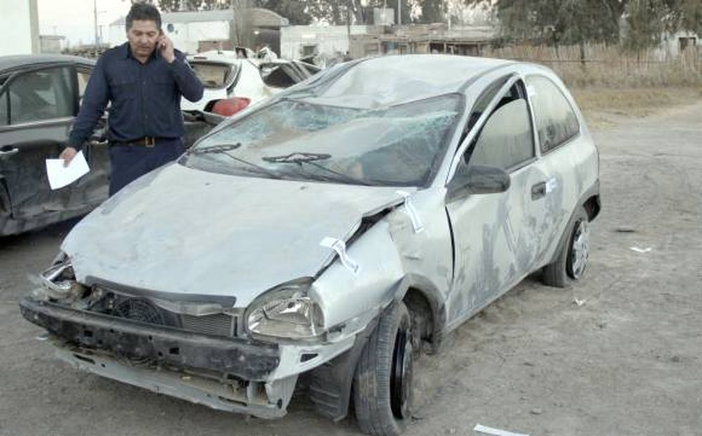 Volcó, por un perro