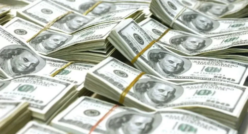 El dólar operó casi estable a $20,58