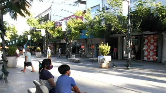 Cómo funcionan los servicios este miércoles feriado en San Juan