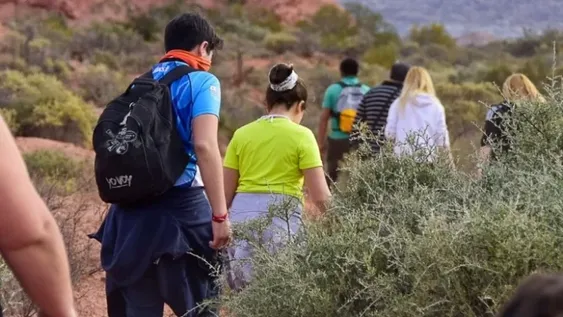 El intendente les apuntó a los vallistos por 3 fiestas clandestinas durante el fin de semana largo