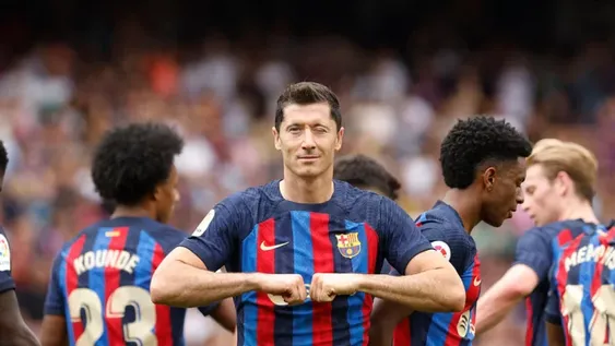 Ganó Barcelona con goles de Lewandoski
