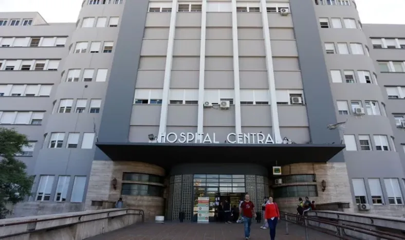 Muere una joven alcanzada por una bala perdida durante la Navidad