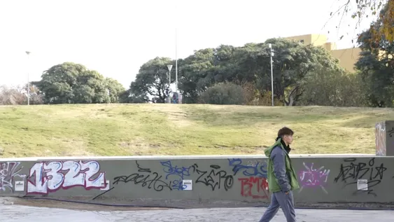 Una plaza clave y en pleno centro a la que el vandalismo no le da tregua