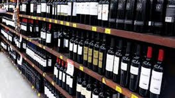 Fuerte impacto de los impuestos en el precio de vinos en la góndola