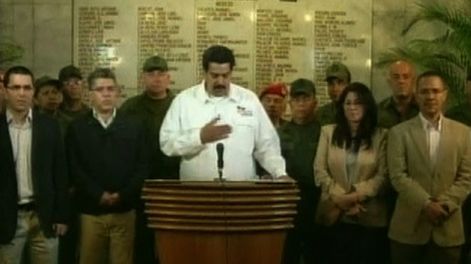 Maduro se emocionó al anunciar la muerte de Chávez