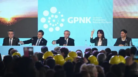 Con fuerte impronta electoral el Gobierno inauguró el GPNK