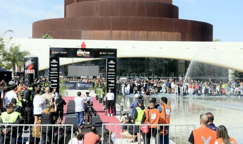 Movimiento. El Ironman 70.3 implica mucho más que triatlón para San Juan que apunta a superar los registros del 2025.