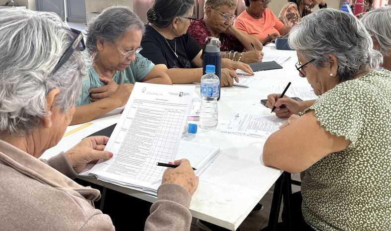 El municipio de 9 de Julio puso en marcha el Programa Municipal Neurovida Integral que incluye juegos y actividades congnitivas para las personas mayores con el fin de prevenir alzhérimer o demencia senil.