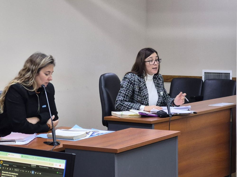 Florencia Pons y Sandra Leveque.