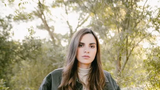 Manu Martínez, la hija de Ciro, viene con su banda para ser soporte de Guasones