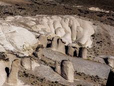 Lo asombroso de este lugar son las formas, que se gestaron naturalmente gracias al efecto de la erosión.&nbsp;