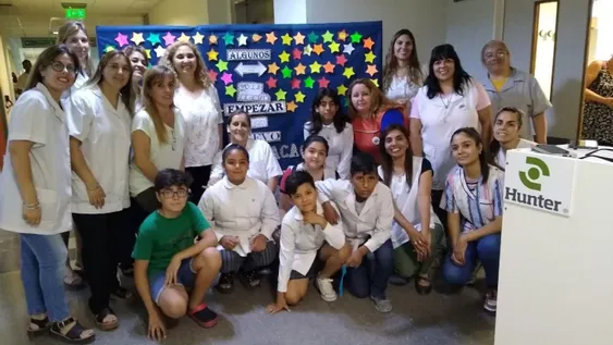 Alumnos que aprenden y ayudan